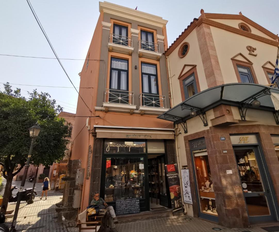 Lazarte Villa *